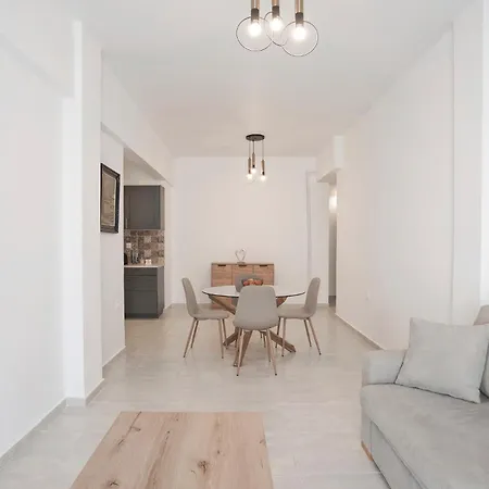 Sealiv Apartment By Lobbysquare Piraeus Exterior photo
